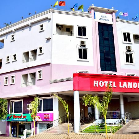 Hotel Landmark Bhubaneswar Exterior photo