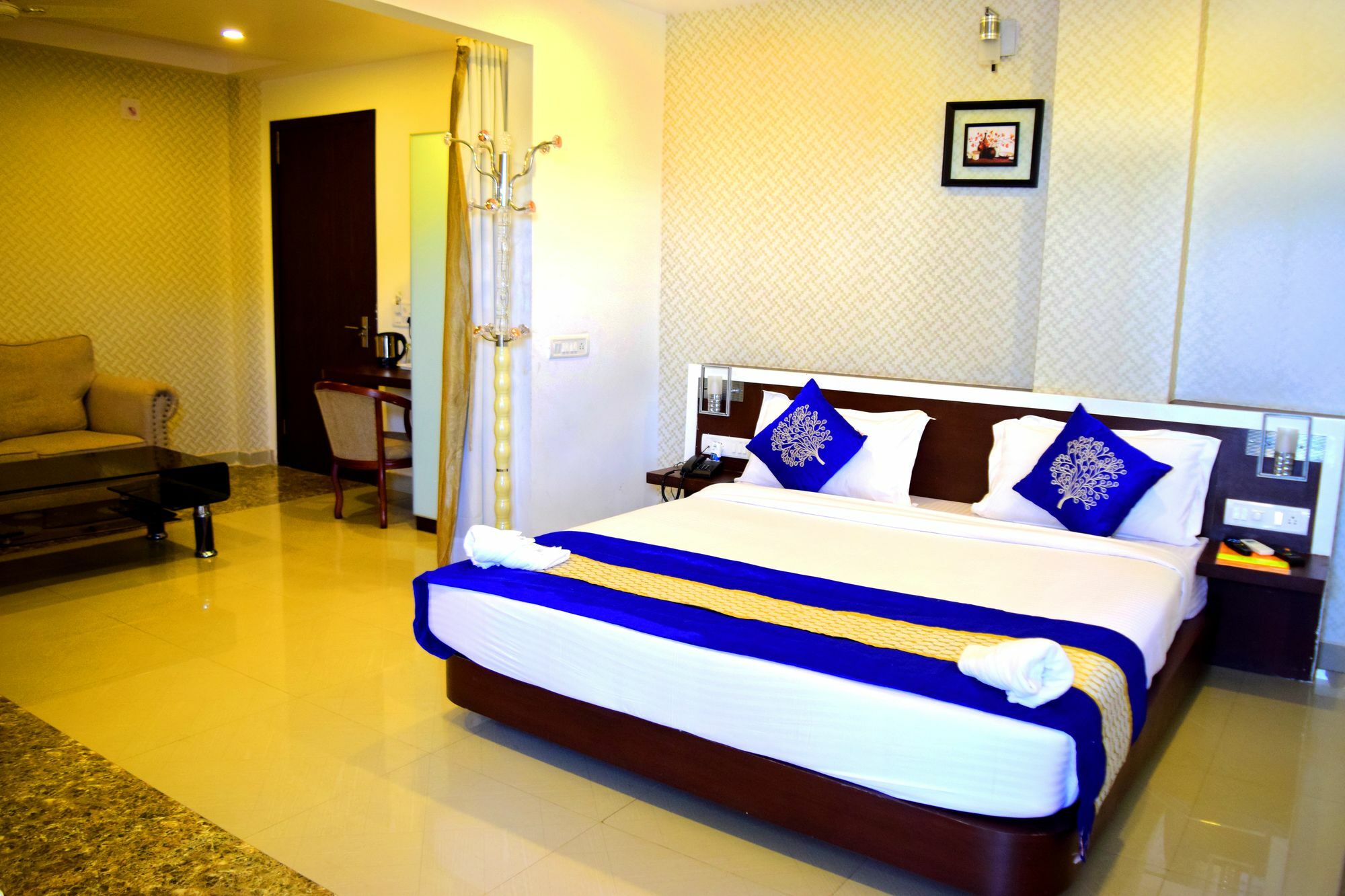 Hotel Landmark Bhubaneswar Exterior photo